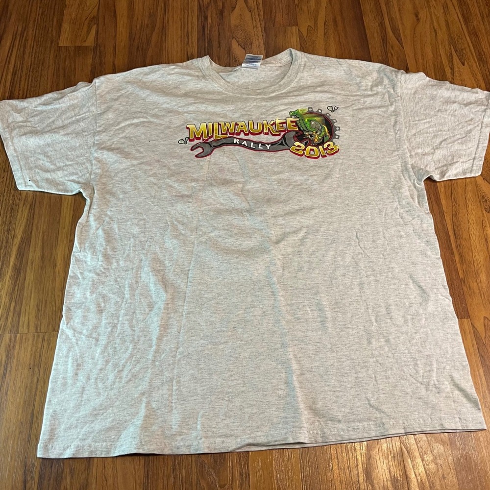 Milwaukee Rally 2013 T Shirt Mens XL Gray Graphic Biker Rat Fink Style Cotton